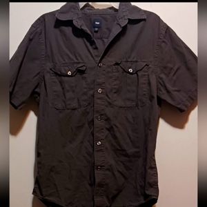❤4/$12 Gap Button Up Shirt